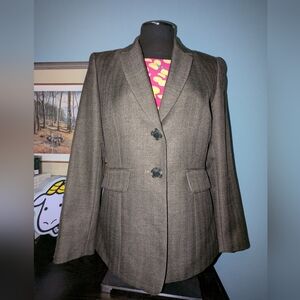 Tahari by Arthur S. Levine Women's Blazer. Size 8